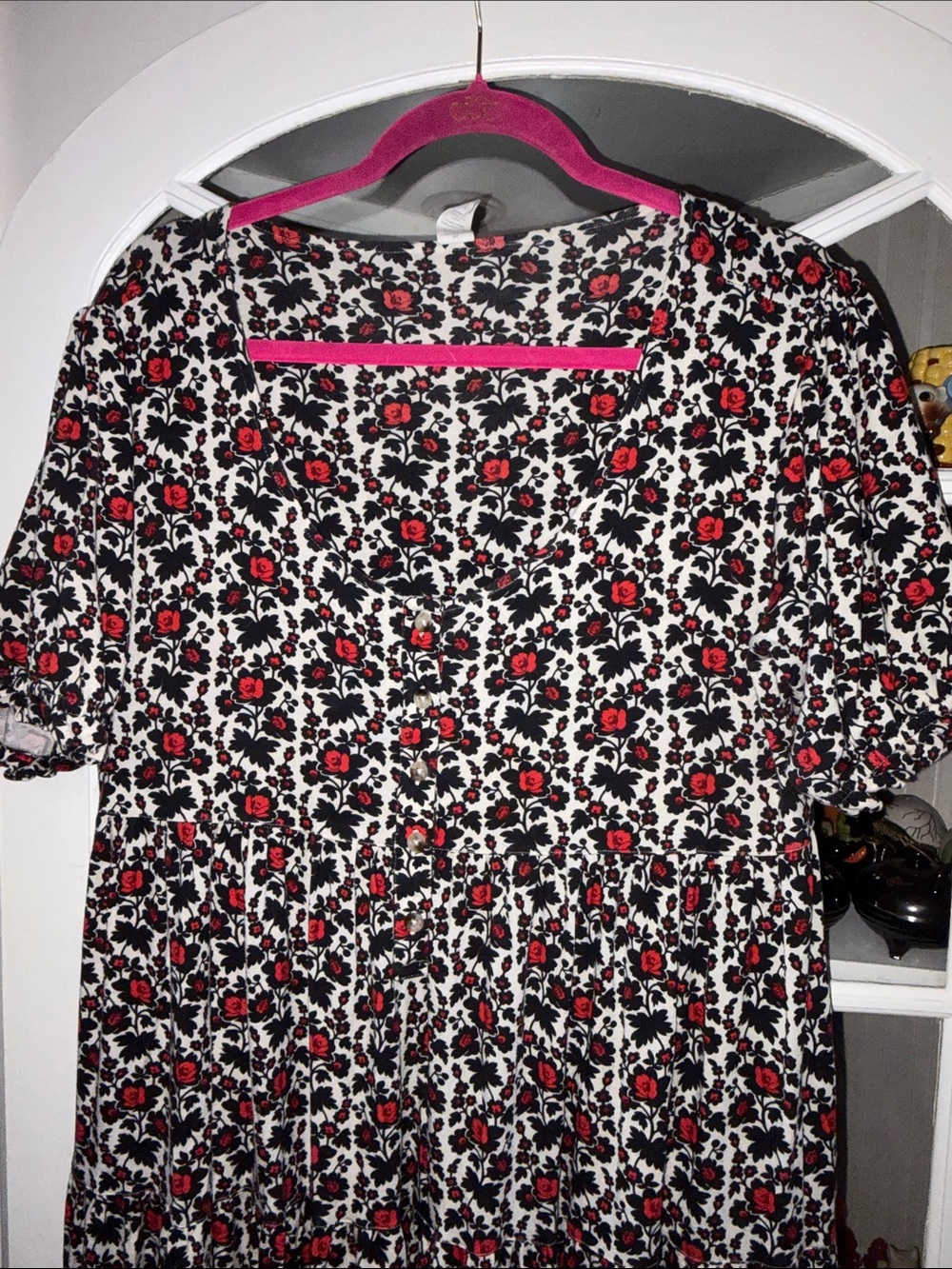 kate quinn Black and Red Floral Maxi Dress - Picture 3 of 8